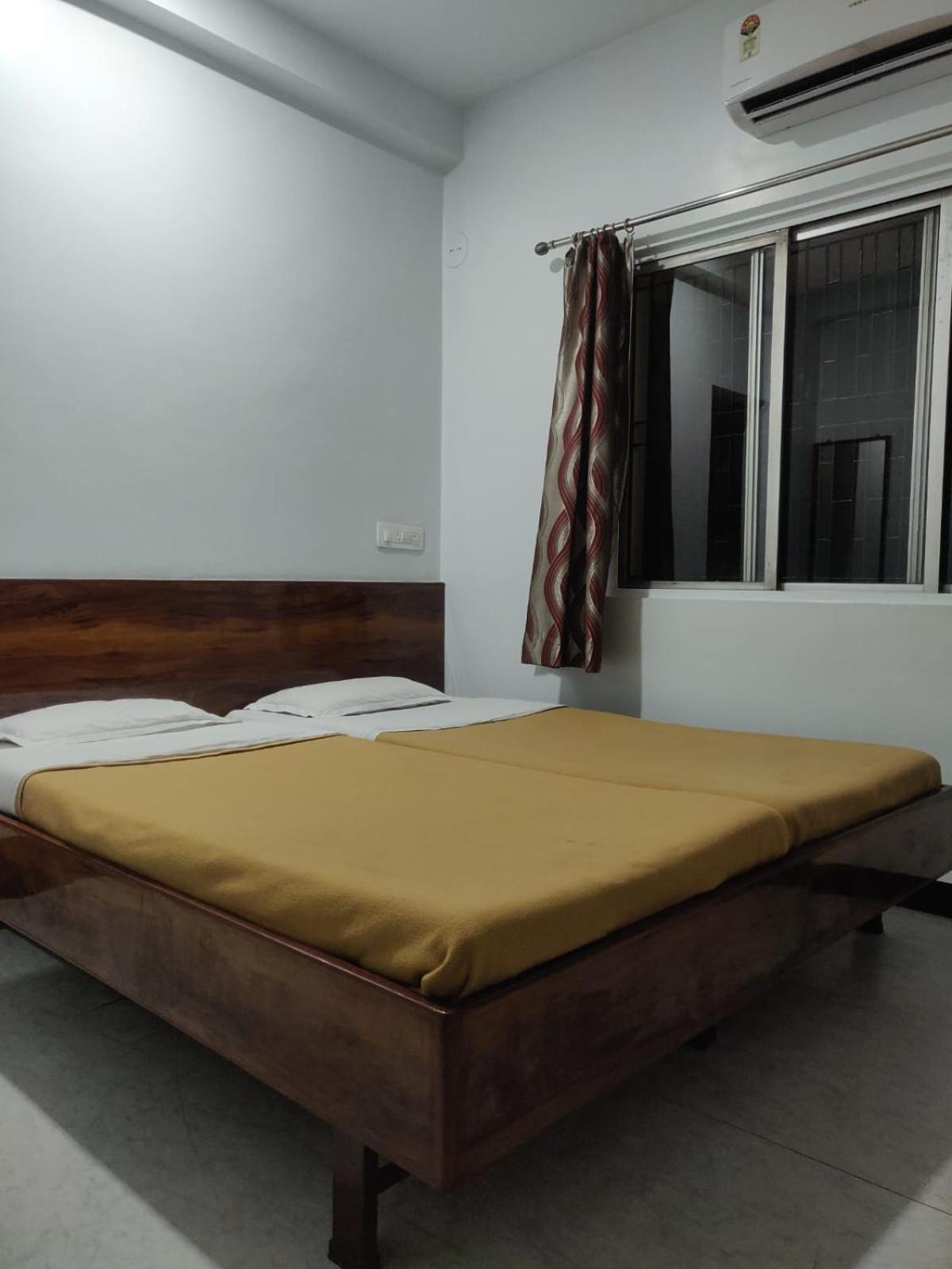 Hotel Parth Residency Kolhapur Exterior photo