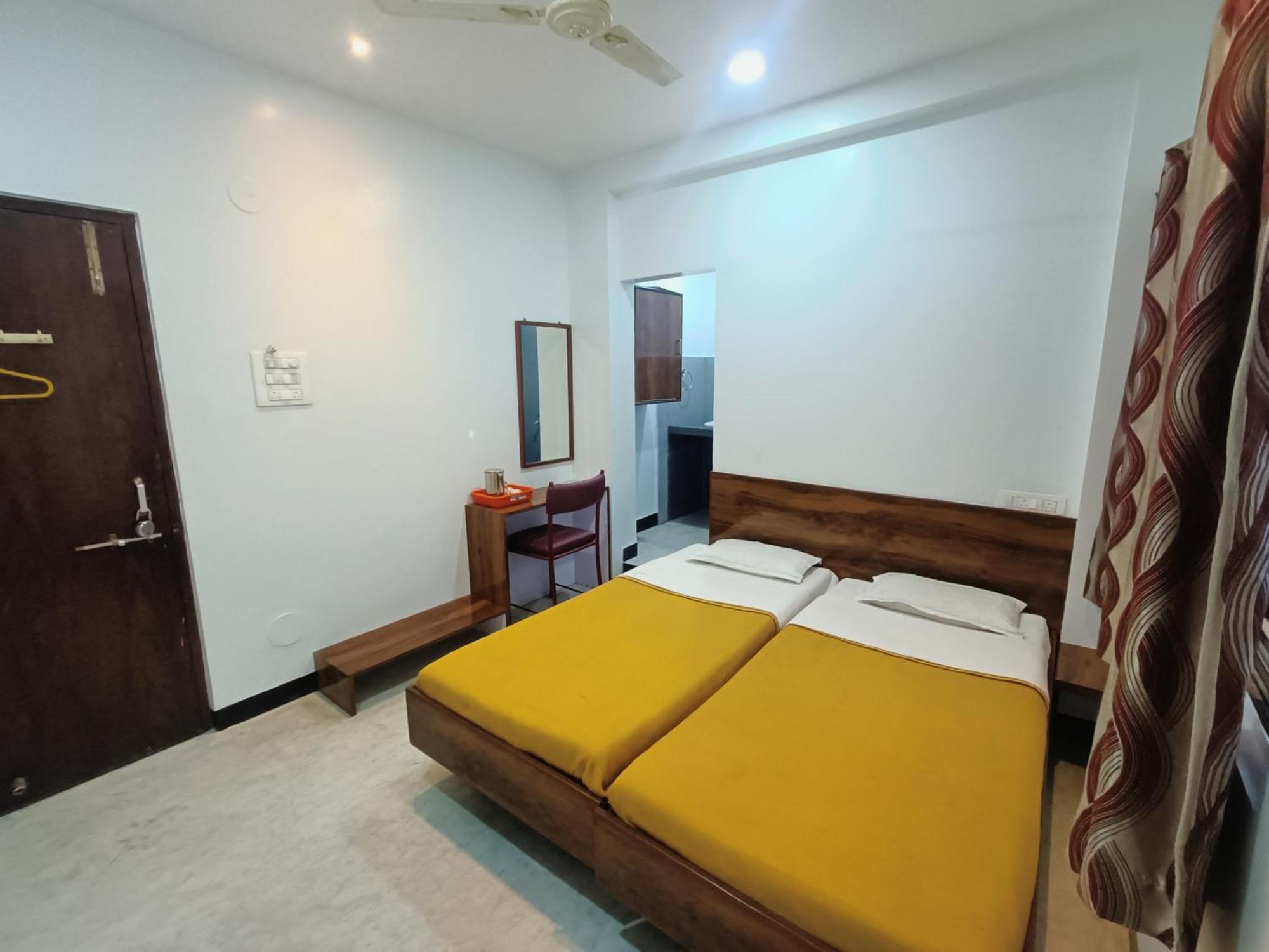 Hotel Parth Residency Kolhapur Exterior photo